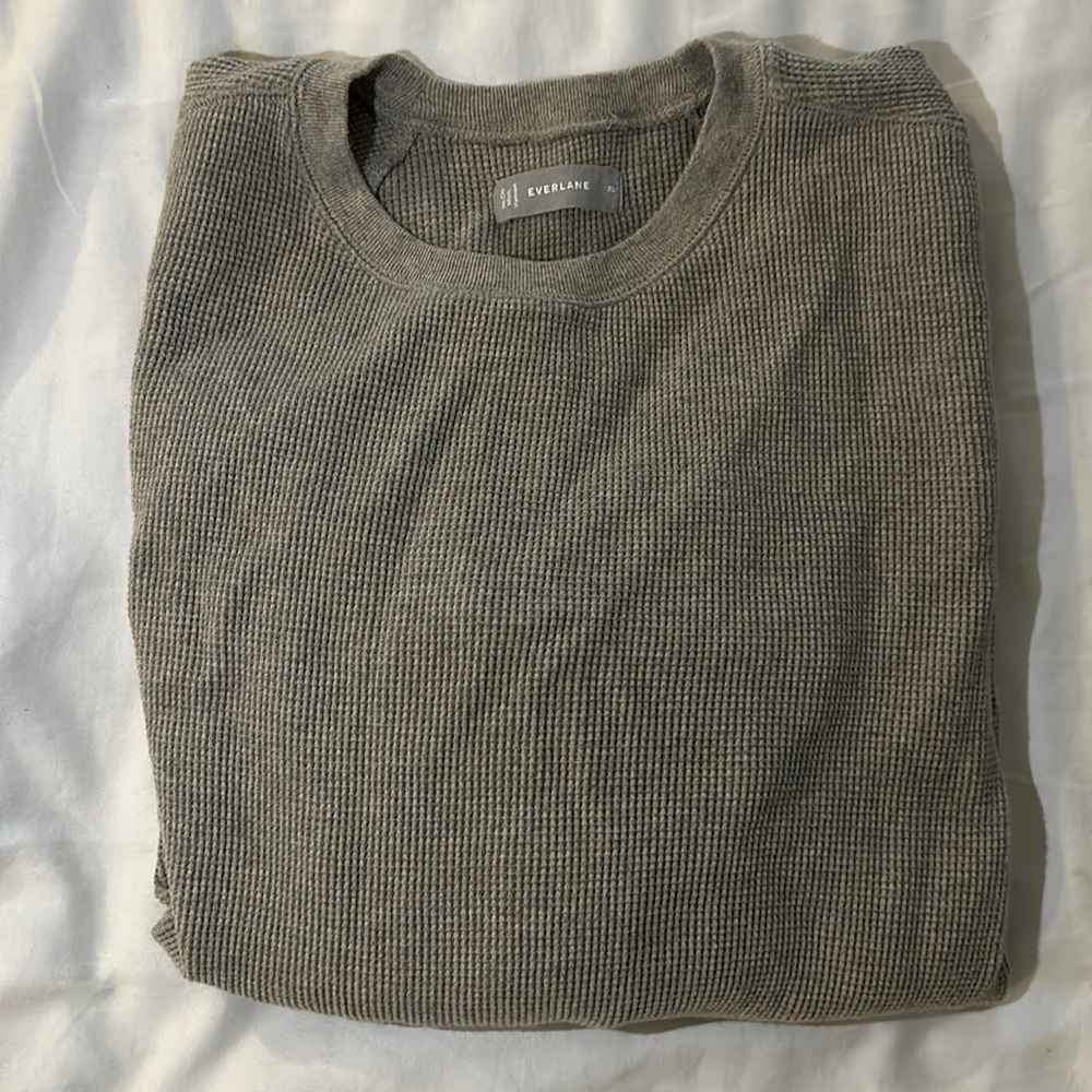 Everlane waffle knit gray/beige crewneck sweater 100% cotton. Men’s XL